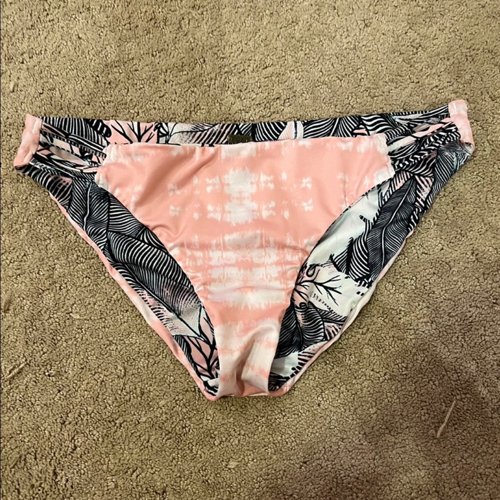 Roxy bathing suit bottoms